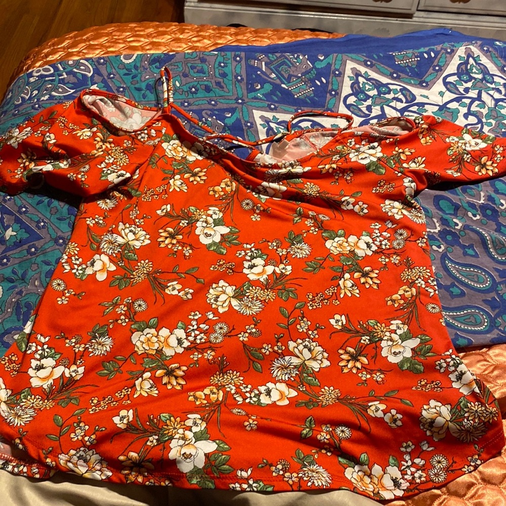 Kaileigh floral top